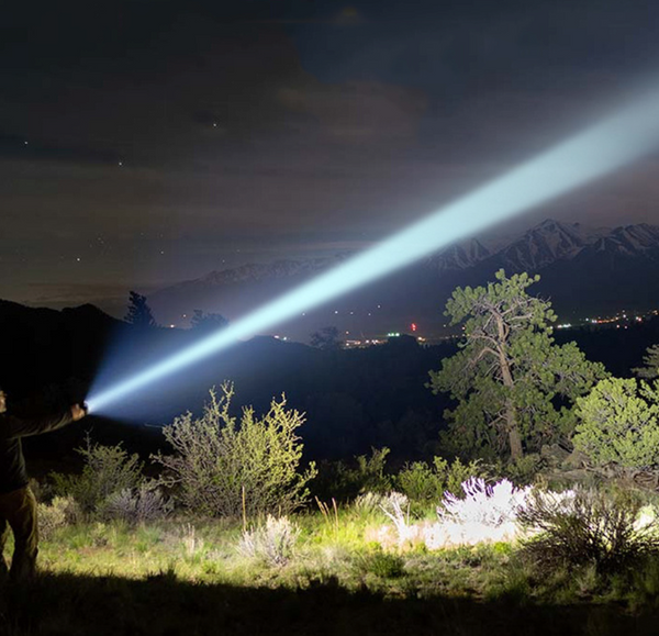Tactische LED-zaklamp met hoog vermogen